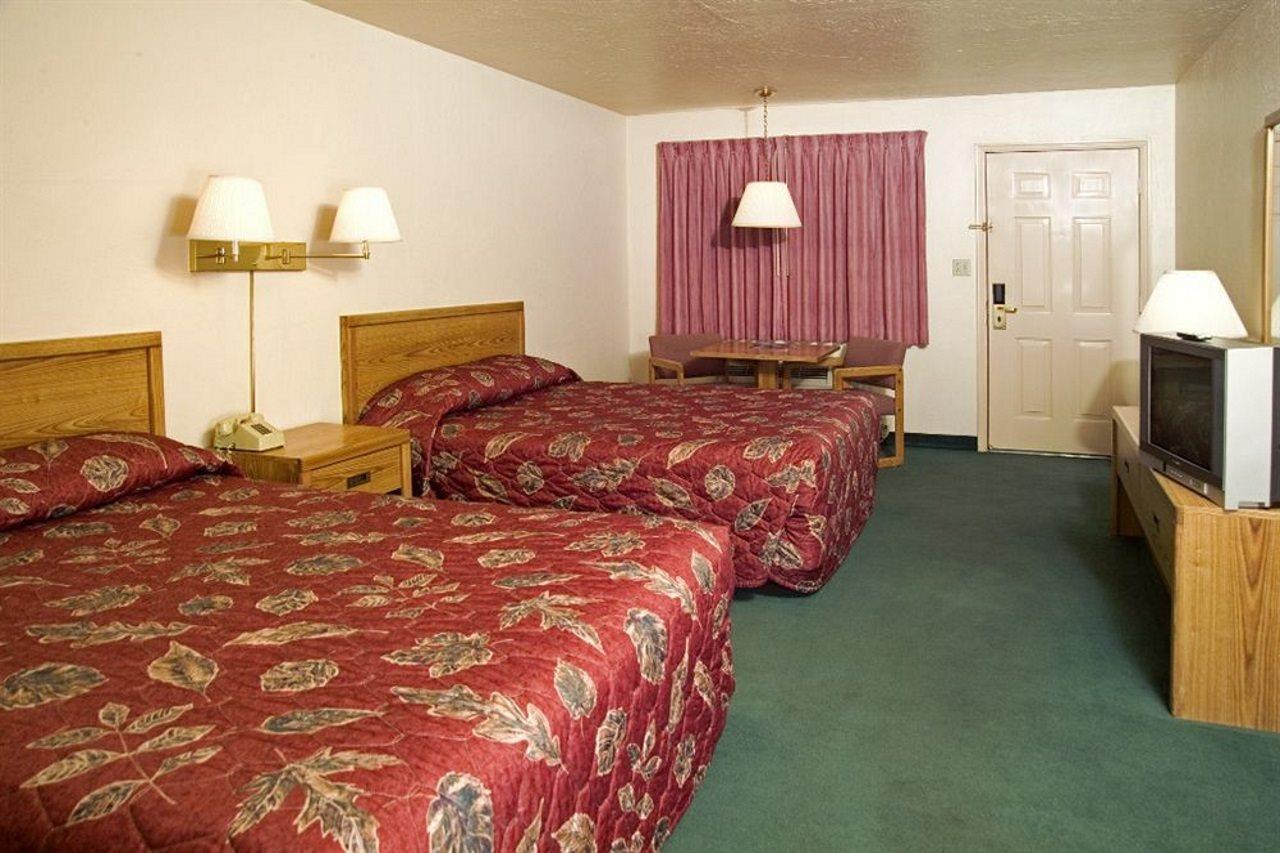 Claridge Inn - St. George Exterior foto